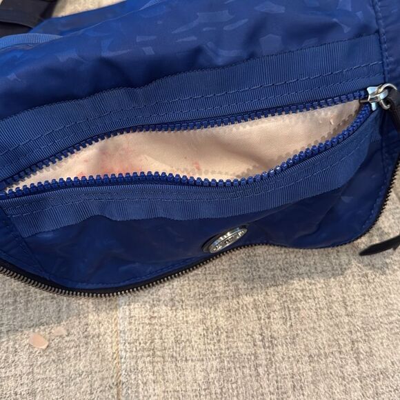 Blue lululemon festival bag - Picture 6 of 11